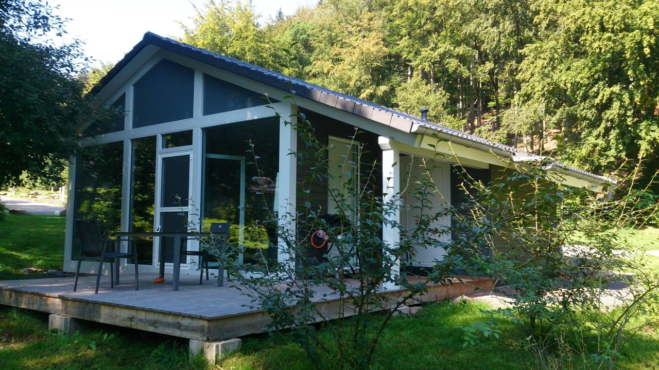 Haus Nr. 6 am Spätnachmittag Ferienhaus Lichtung