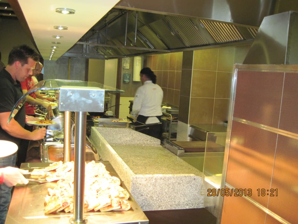 Frische Speisenzubereitung Dizalya Palm Garden