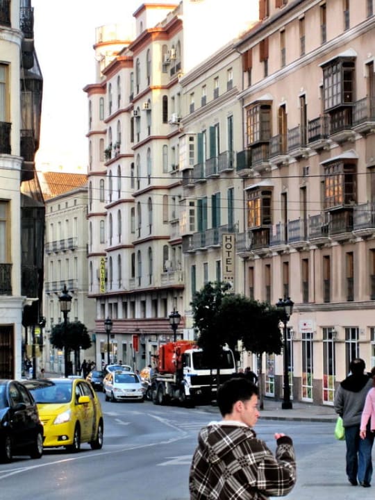 Hotel-Vorderseite  Hotel Atarazanas