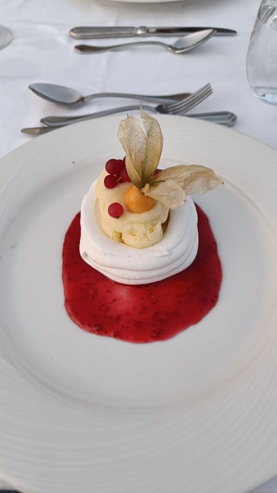 Gastro Adora Hotel & Resort