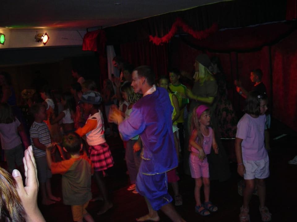 Clubtanz Akrathos Beach Hotel