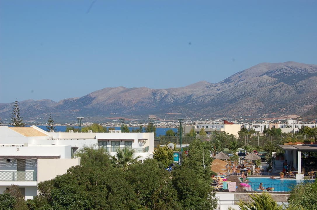 Blick auf die Poolbar Arminda Hotel and SPA