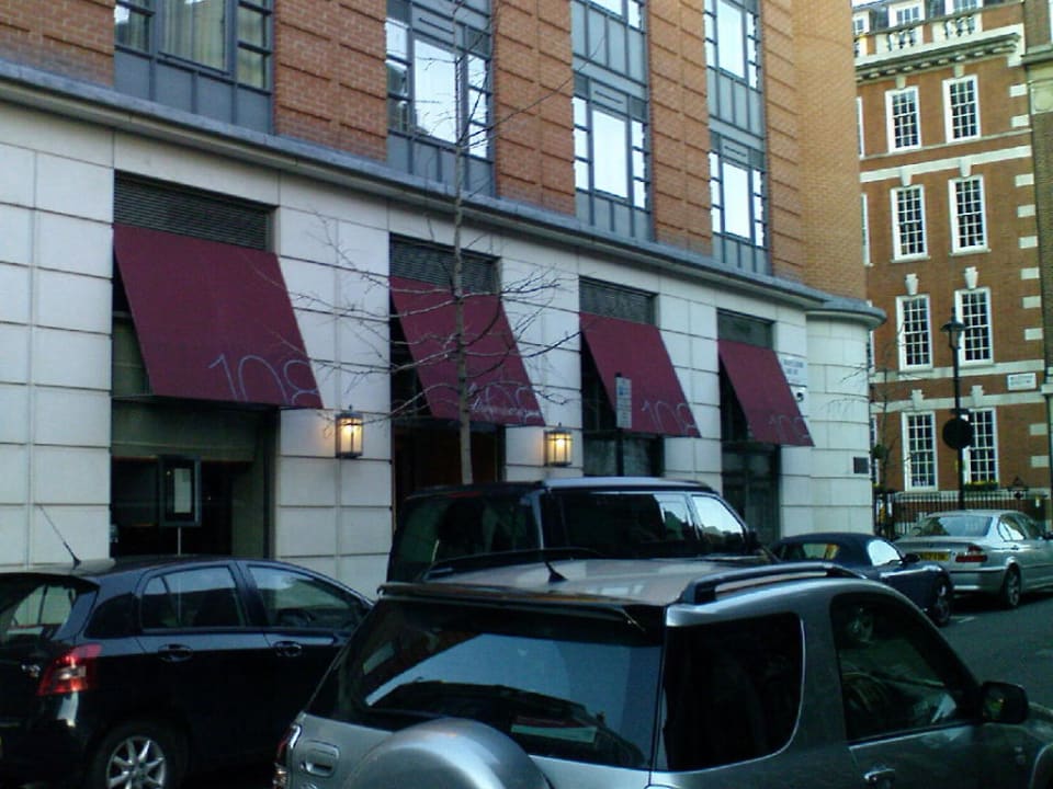 Aussenfassade des Hotelrestaurantes The Marylebone Hotel