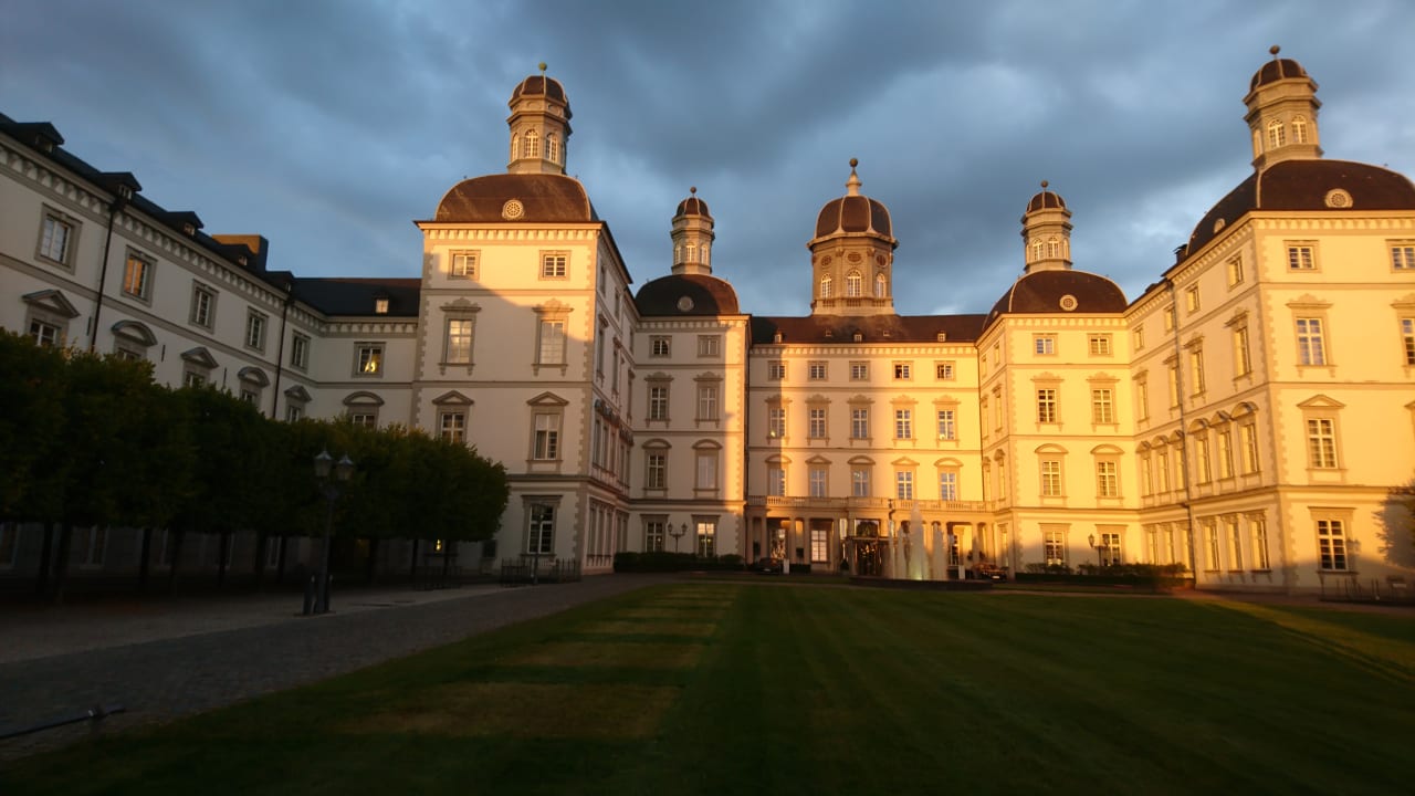 Außenansicht Althoff Grandhotel Schloss Bensberg