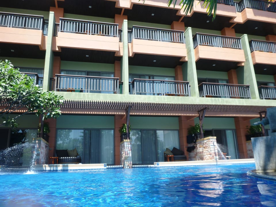Pool Access  Courtyard by Marriott Phuket, Patong Beach Resort