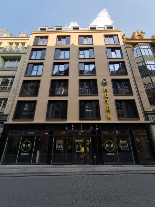 Außenansicht B&B Hotel Leipzig-City