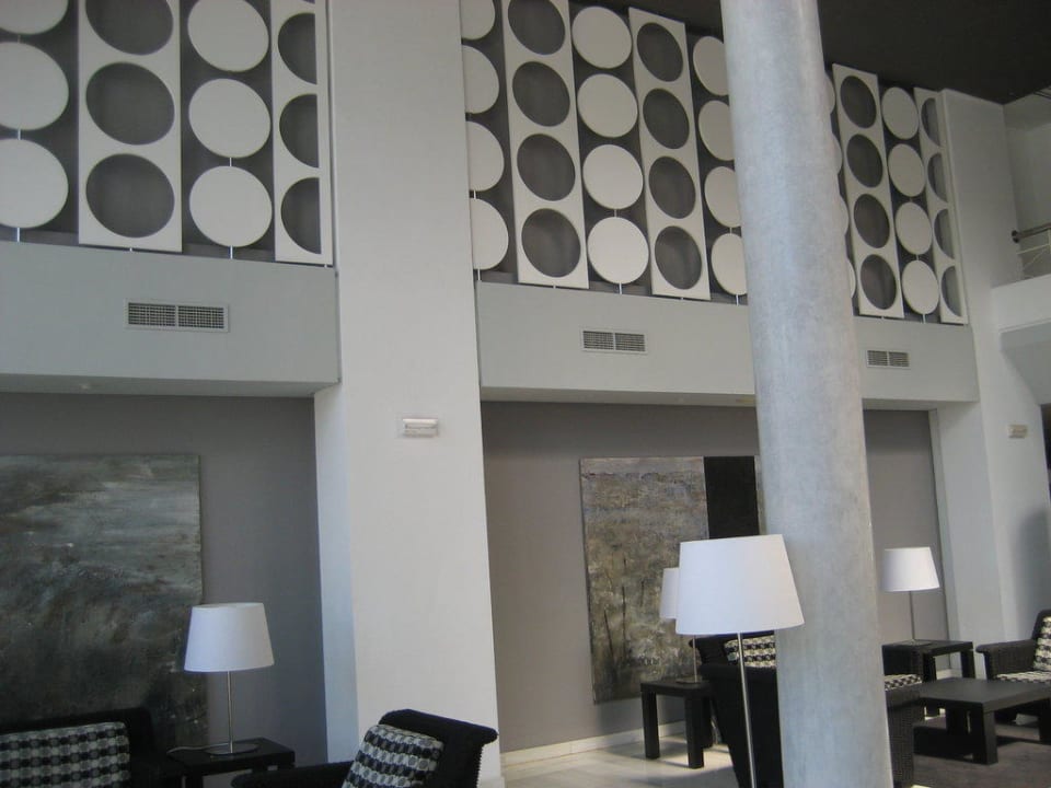 Lobby ist frisch renoviert Protur Vista Badia Aparthotel