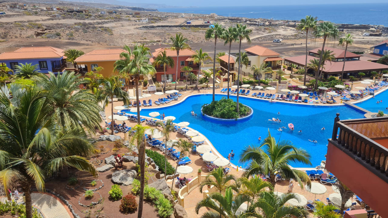 Pool Bahia Principe Sunlight Costa Adeje