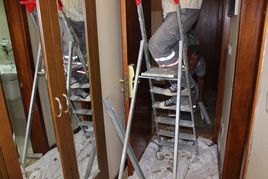 Decke eingestürzt im Eingangsbereich Acapulco Beach Club & Resort