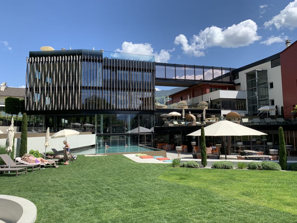 Pool Lindenhof Pure Luxury & Spa DolceVita Resort