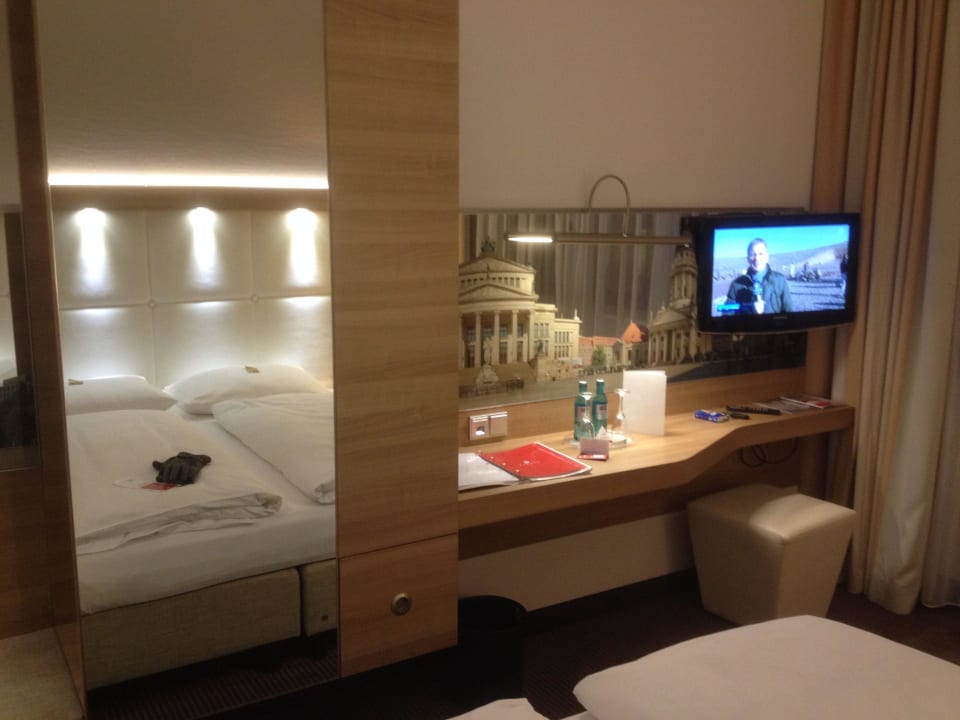 Stylisch H4 Hotel Berlin Alexanderplatz