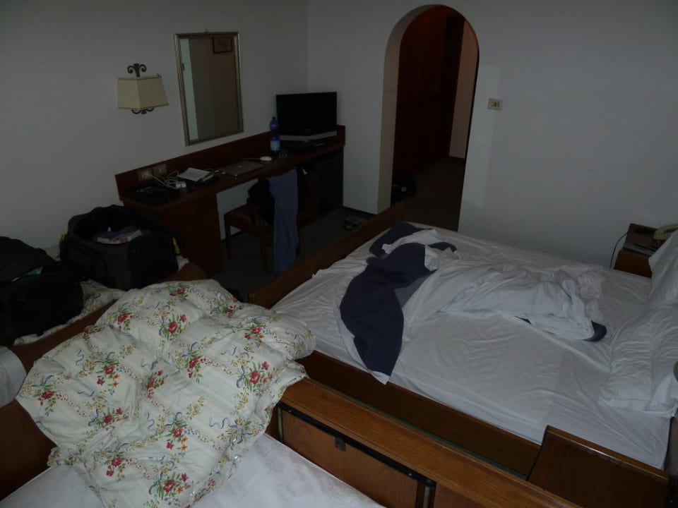 Vier Betten im Doppelzimmer Business Resort Parkhotel Werth