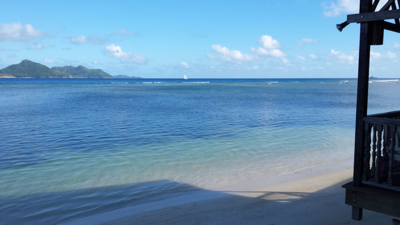 Aussicht beim Frühstück La Digue Island Lodge