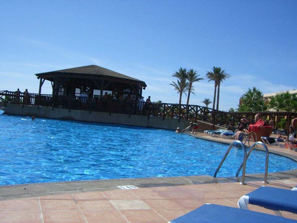 Pool mit Poolbar Occidental Jandía Playa