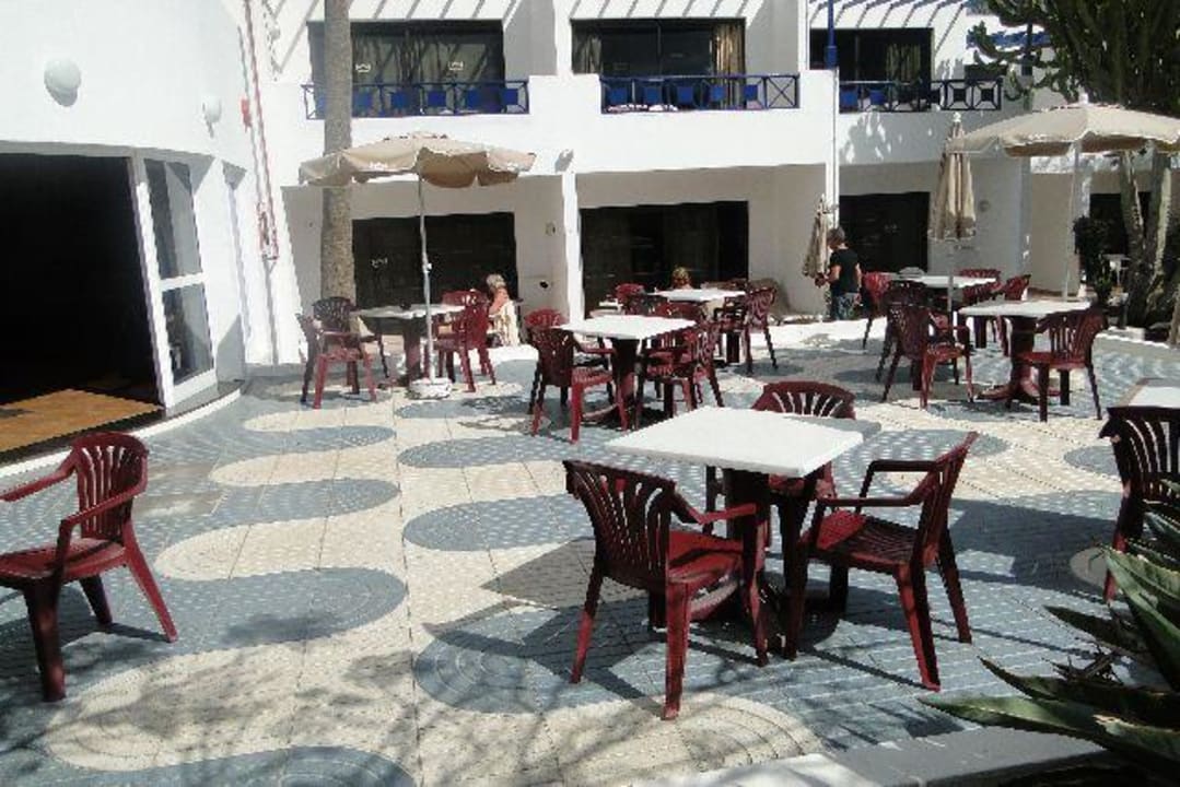 Sitzgelegenheit am 2.Pool Relaxia Olivina