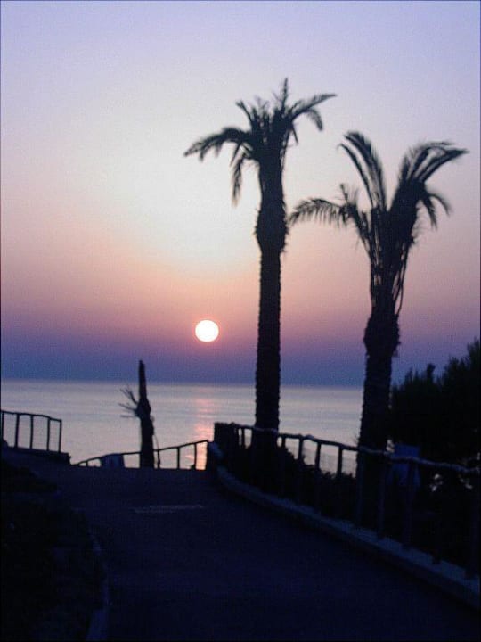 Die Abendsonne am Hotel Seaside A Lifestyle Resort