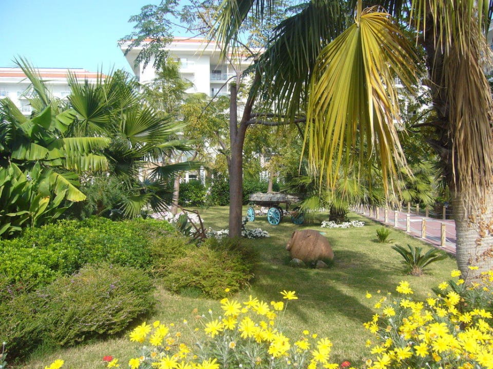 Schöne Gartenanlage  Seaden Sea World Resort & Spa