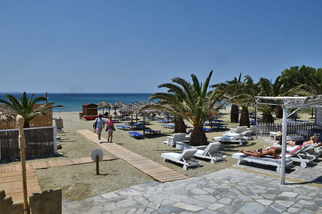 Strand Apartments Akti Aegeou