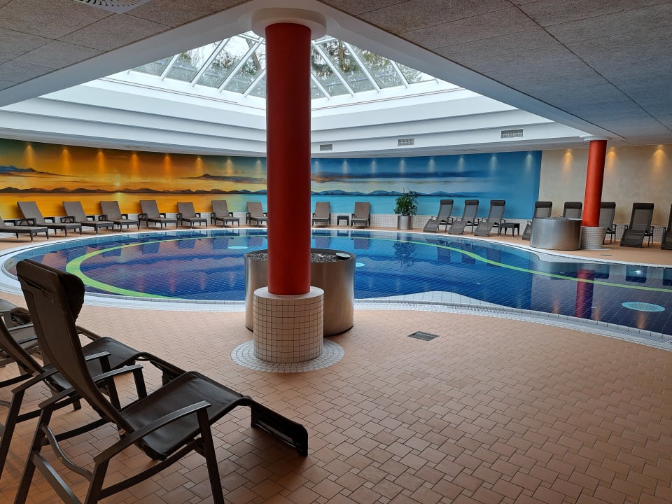 Pool H+ Hotel & SPA Friedrichroda