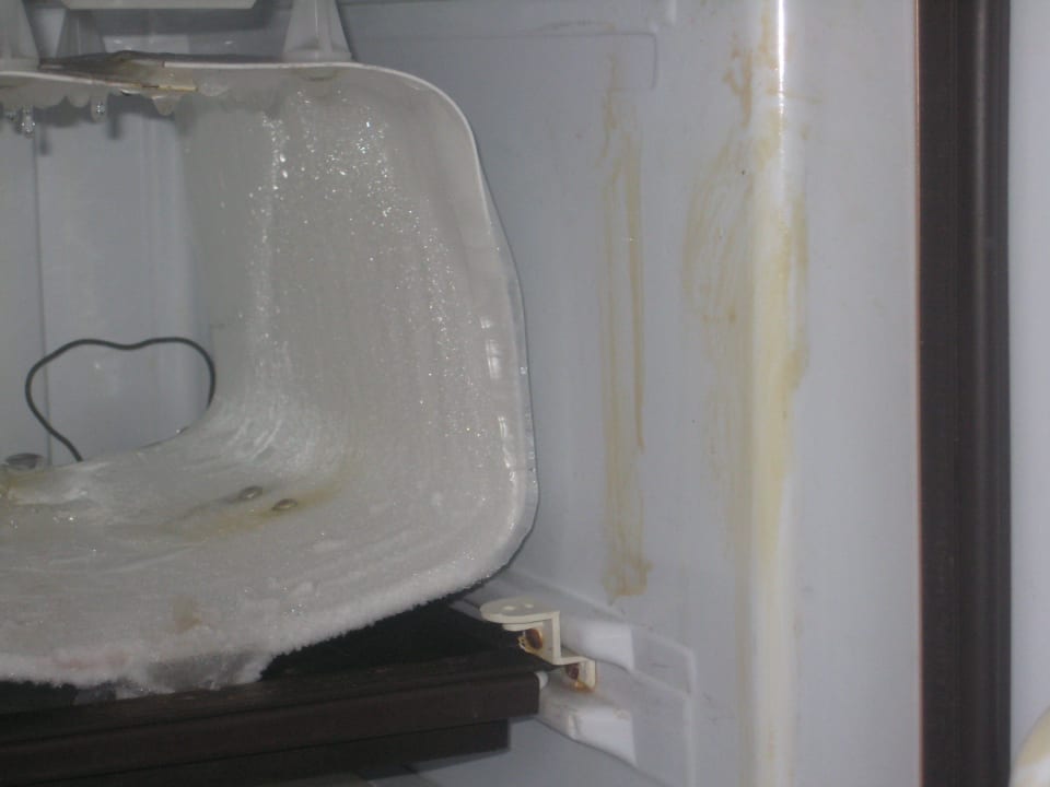 Kühlschrank von innen lecker  Pickalbatros Alf Leila Wa Leila Resort - Neverland Hurghada