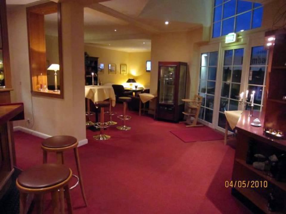 Lobby, Terrassenausgang altGlowe Hotel Garni