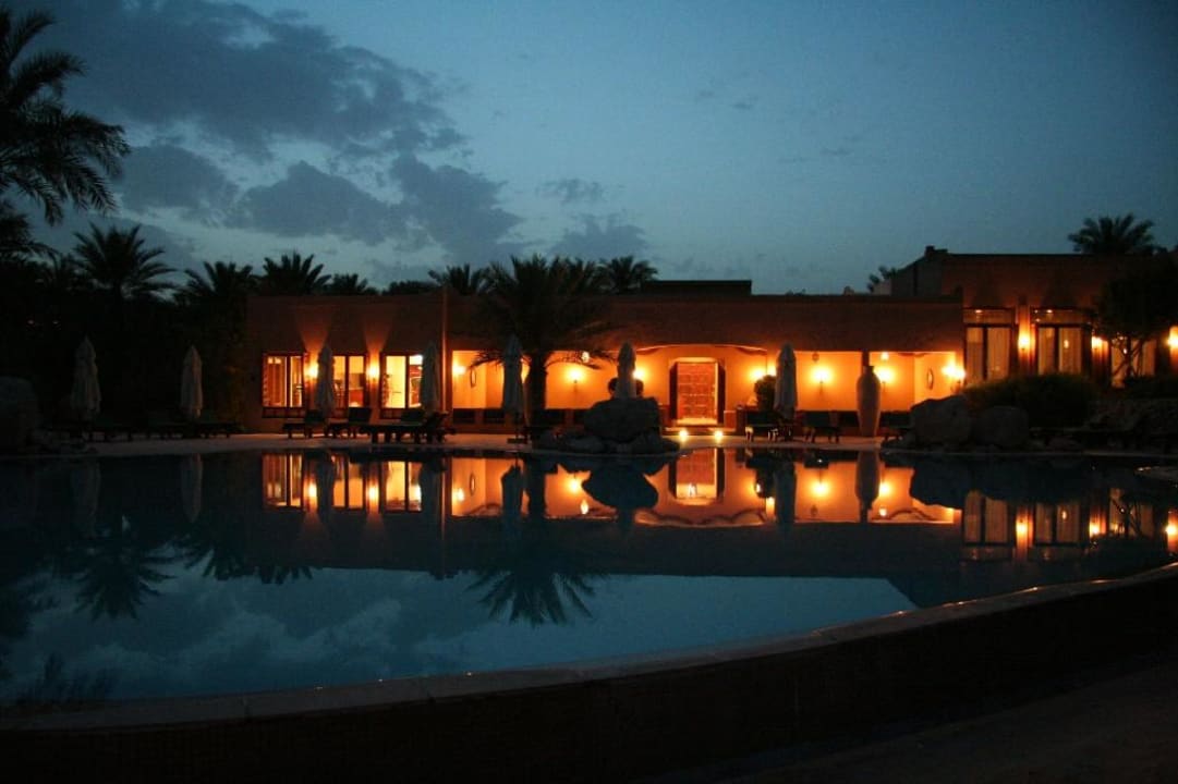 Al Maha, SPA und Hauptpool Al Maha, A Luxury Collection Desert Resort & Spa