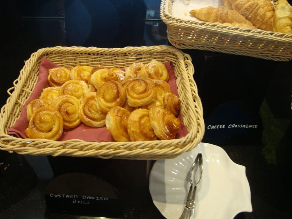 Frühstücksbuffet Veligandu Maldives Resort Island