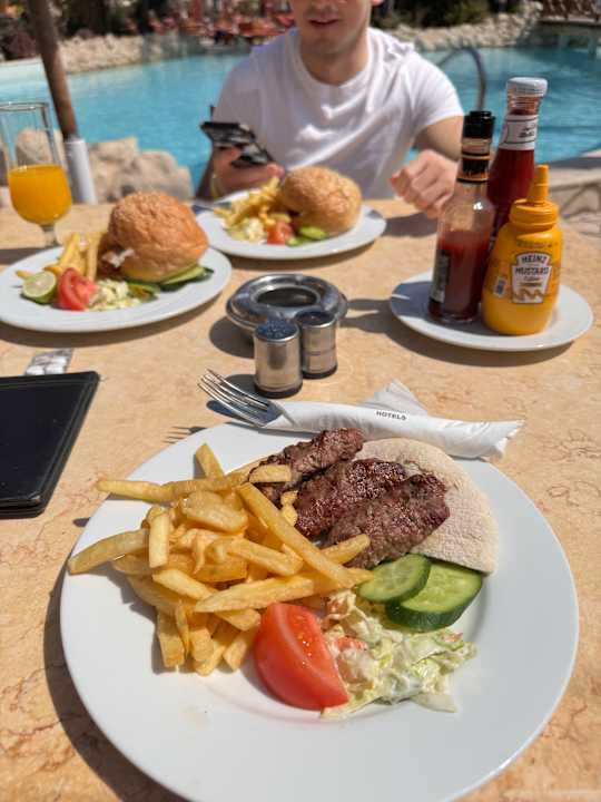 Gastro The Grand Resort