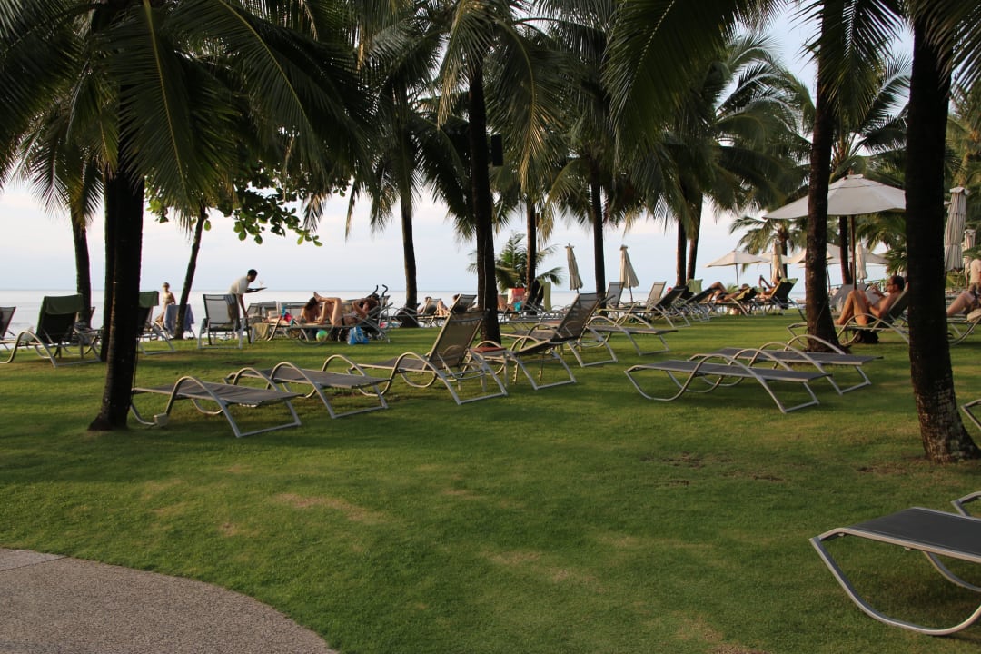 Liegewiese Nord, keine St. am Strand erlaubt The Sands Khao Lak by Katathani