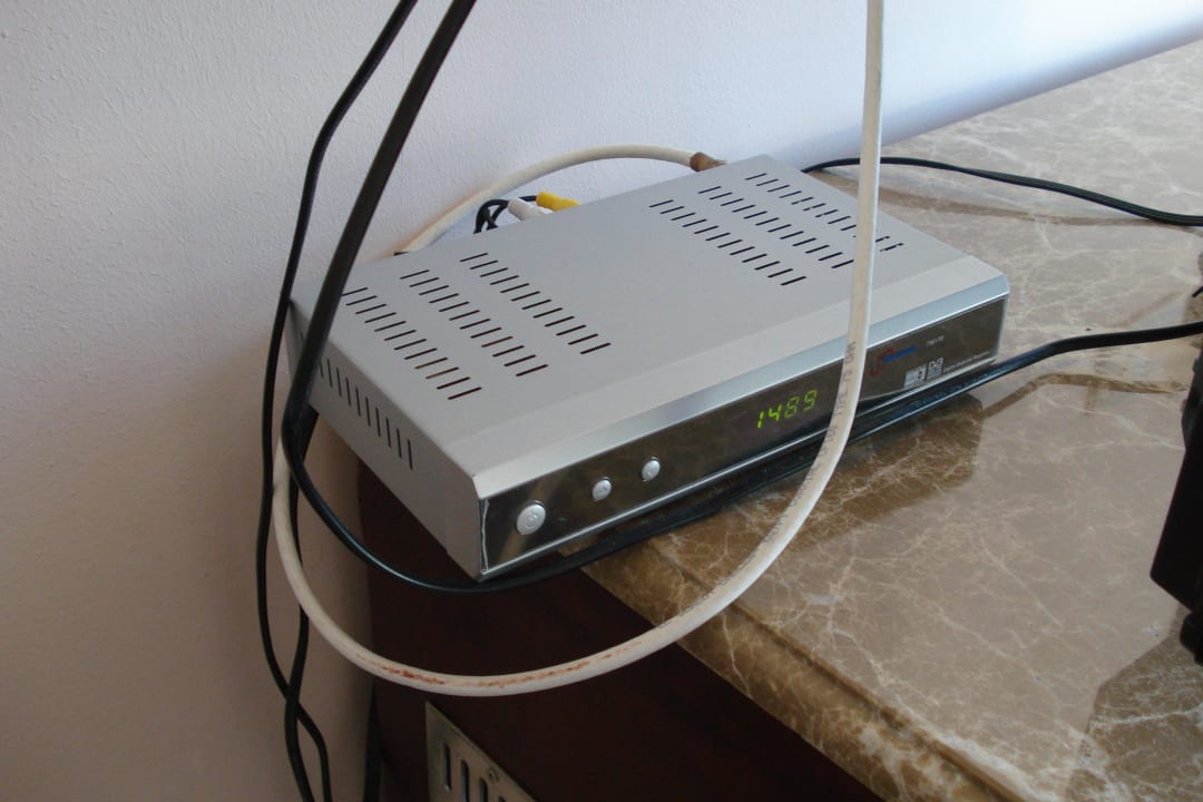 Satellitenempfang - 2 dt. Sender Shams Prestige Abu Soma-Adults Only