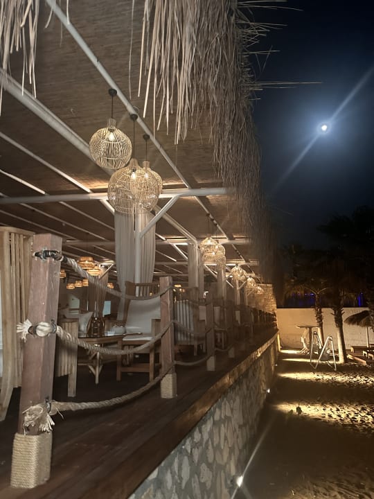 Strand Rubi Platinum Sign