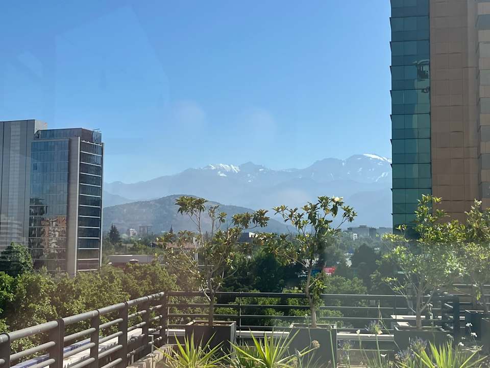 Ausblick Courtyard by Marriott Santiago Las Conde