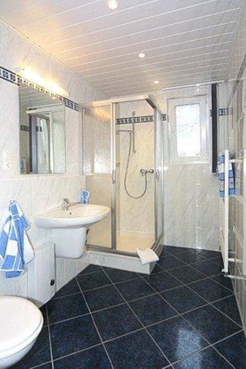 Badezimmer, Wohnung "unten" Haus Theresa