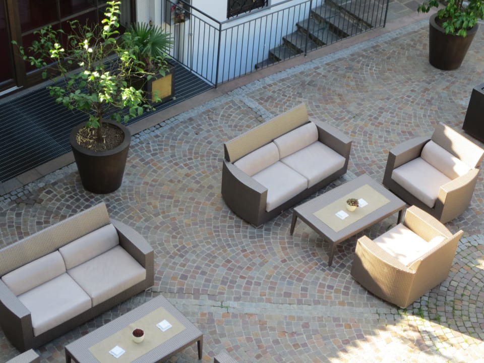 Blick in den Innenhof Hotel Golserhof