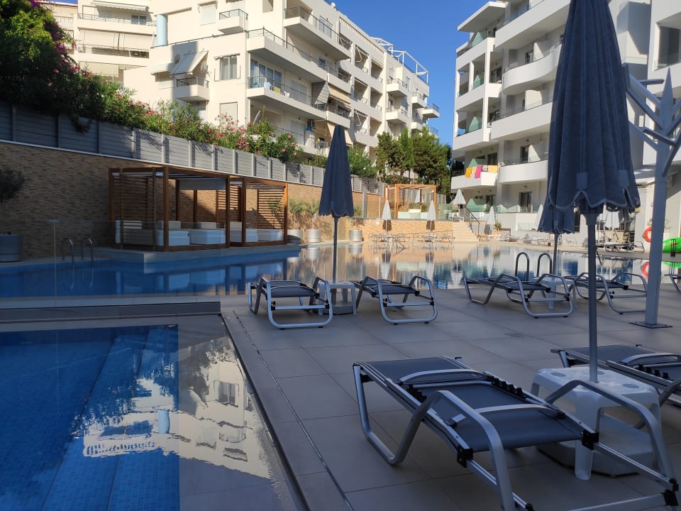 Pool Bio Suites Hotel