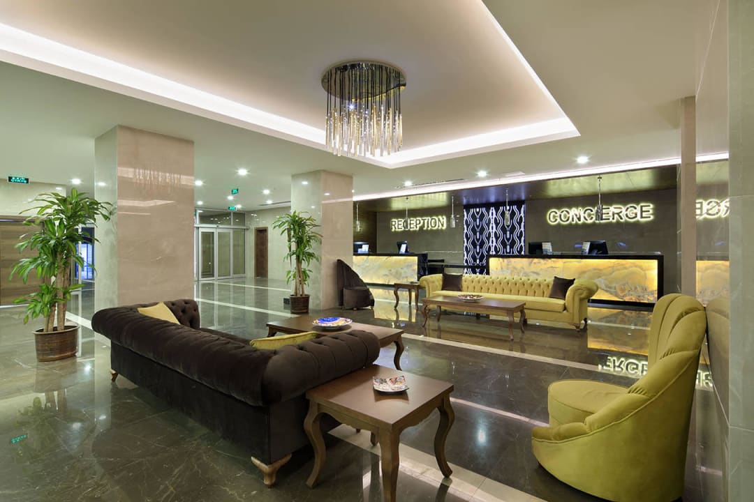 Reception Ramada Resort Kusadasi & Golf