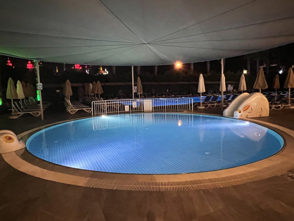 Pool Hane Family Resort