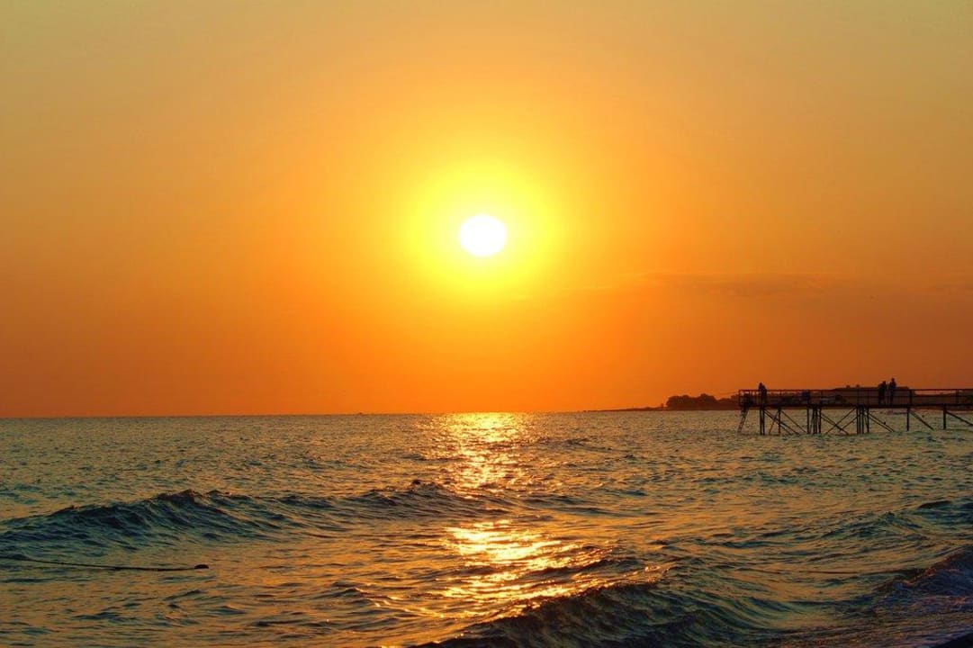 Strand  Club Turtas Beach Hotel