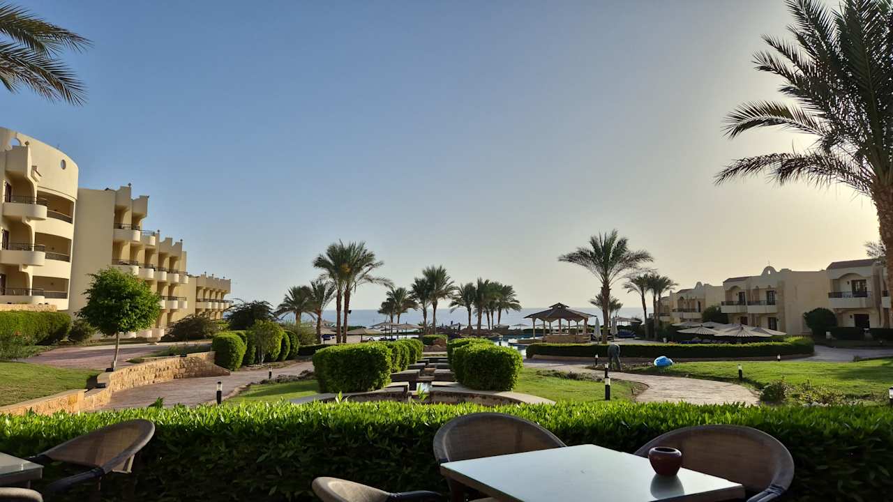 Gartenanlage Coral Hills Resorts & SPA