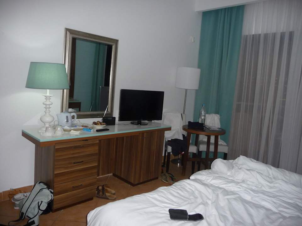 Schlafzimmer,Fernseher mit Flachbidschirm Riviera Spa Resort - Adults Only