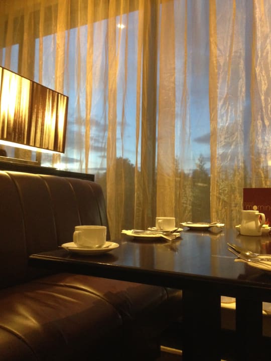 Gastro Carlton Hotel Dublin Airport