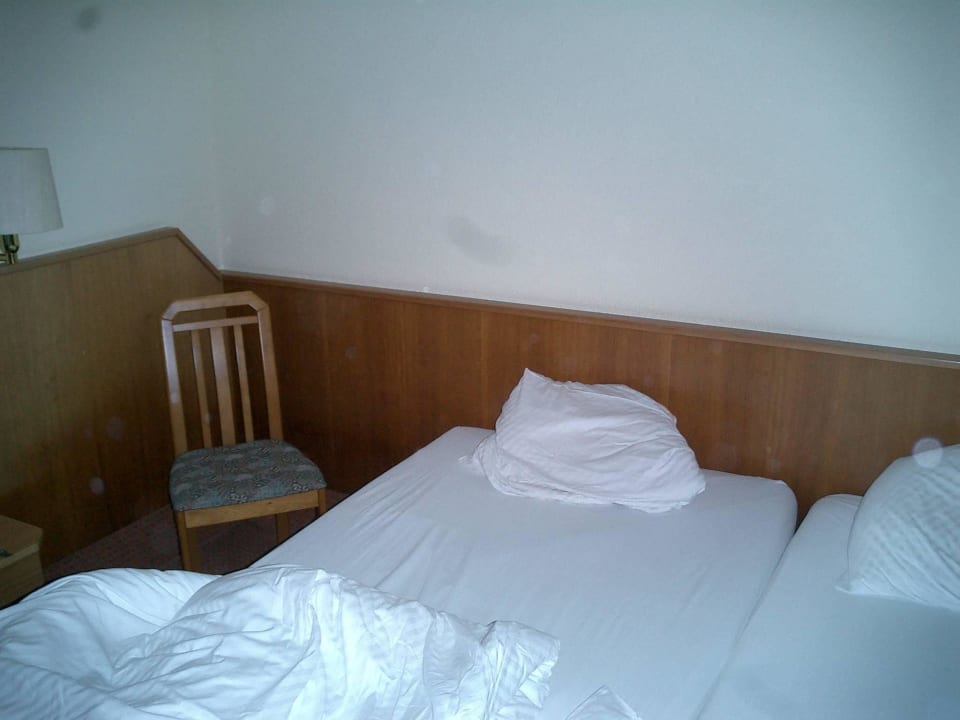 Bett (Stuhl als Nachtisch) wo ist eine Beleuchtung Vitalhotel König am Park
