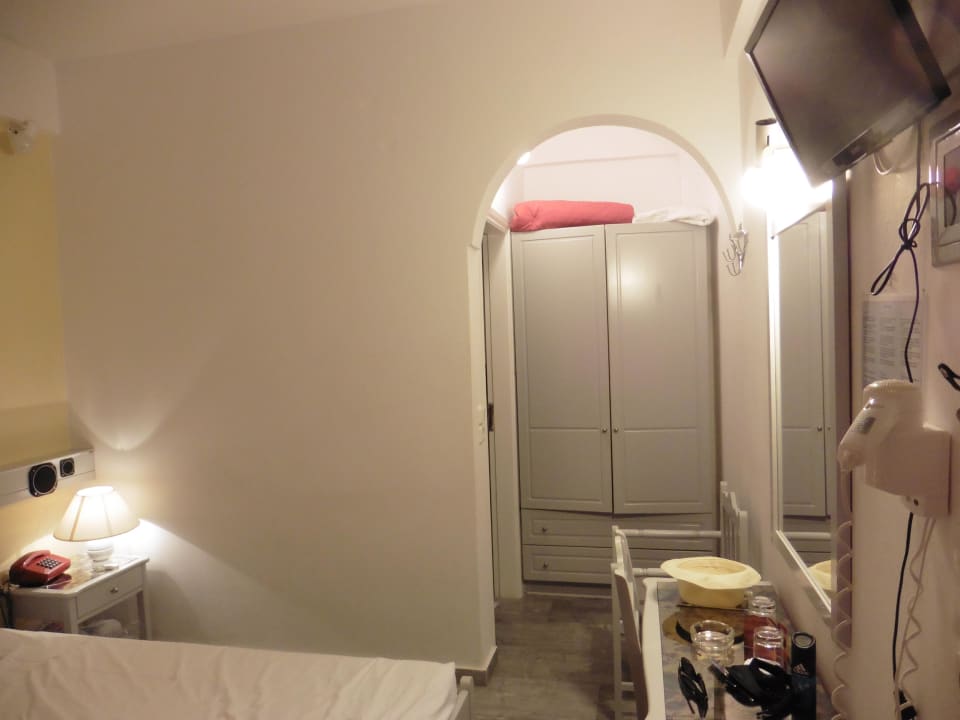 Zimmer 11 Hotel Strogili