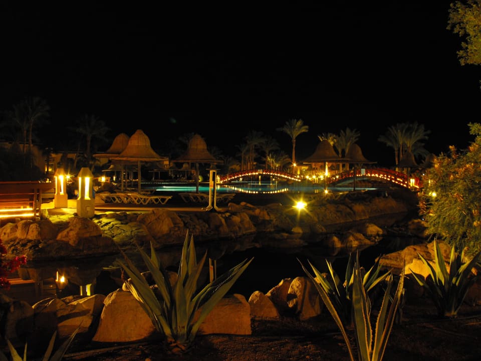 Abendimpressionen Parrotel Beach Resort