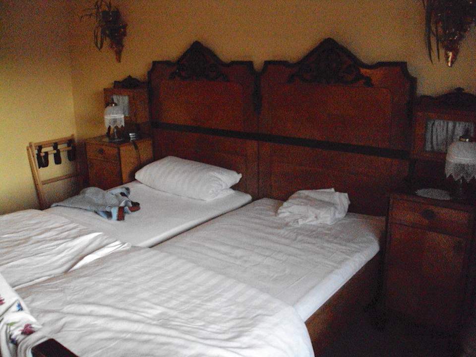 Doppelzimmer mit Balkon  Rombach Nostalgie Gastronomie Zum Kreuz