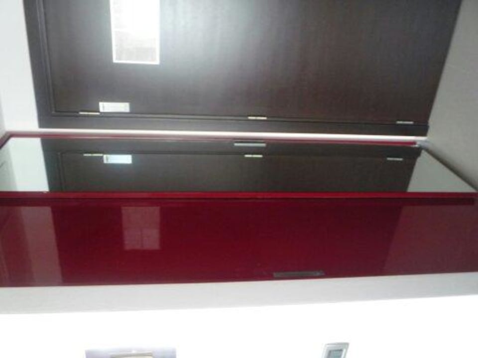 Kleiderschrank Kairos Garda Hotel