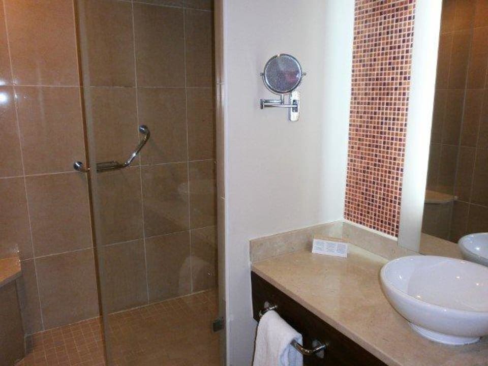 Modernes Badezimmer Playa Cayo Santa Maria