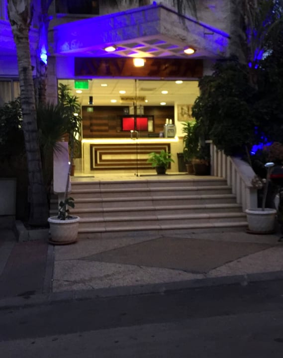 Aviv holiday flat - at night Aviv Holiday Flat Apartments