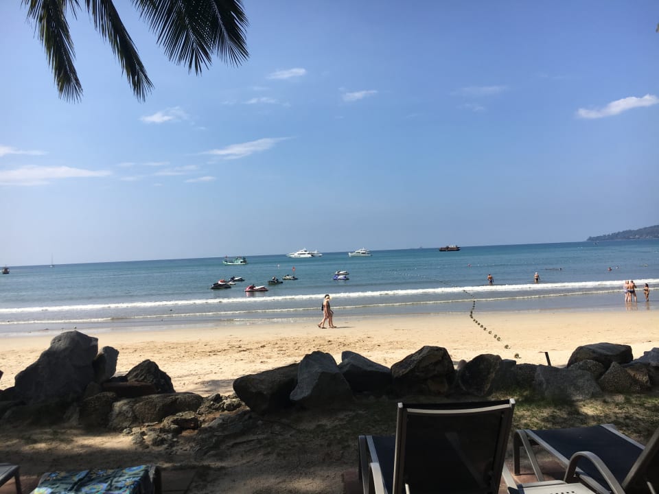 Ein kleiner Strandabschnitt, der noch zum Hotel gehört Best Western Premier Bangtao Beach Resort & Spa