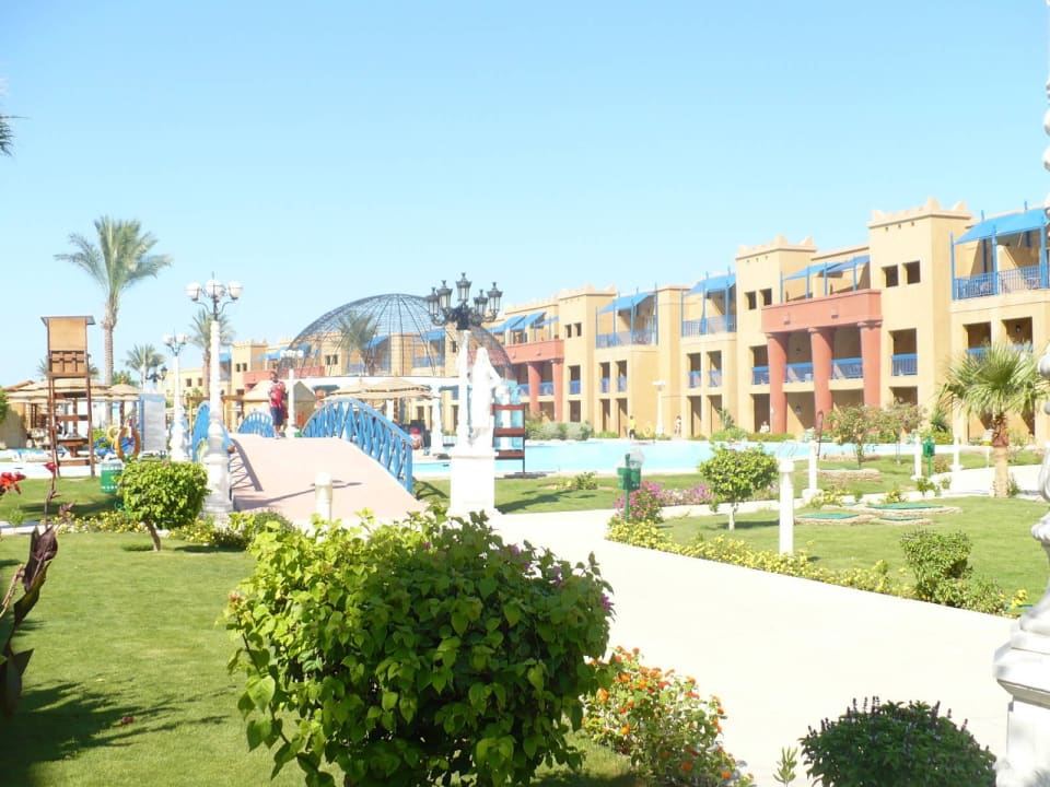 Территория Titanic Beach Spa & Aqua Park